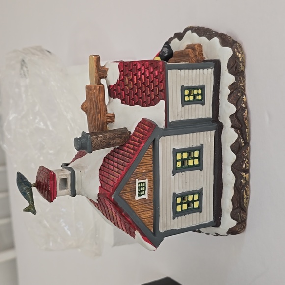 1999 Victorian Village Collectibles  Old Towne Boat Shop Hand Painted Porcelain - Picture 7 of 15